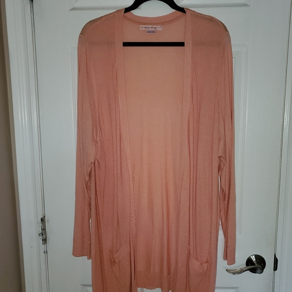 Sweater - Picture 1 of 4